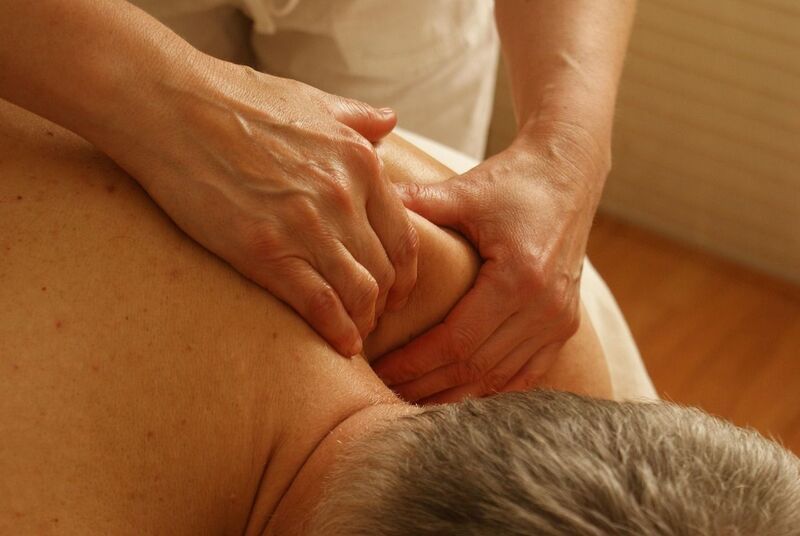 massage epaule