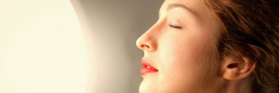 La luminothérapie : une technique qui fait rayonner !