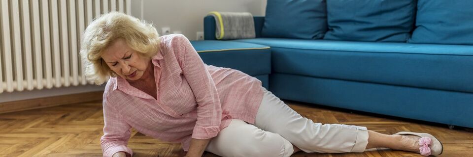 Prévenir les chutes après 50 ans