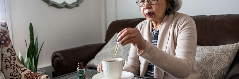 Comment les huiles de CBD peuvent-elles améliorer le bien-être des seniors 