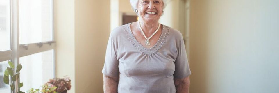 Veiller au bien-être des seniors à distance : comment procéder ?