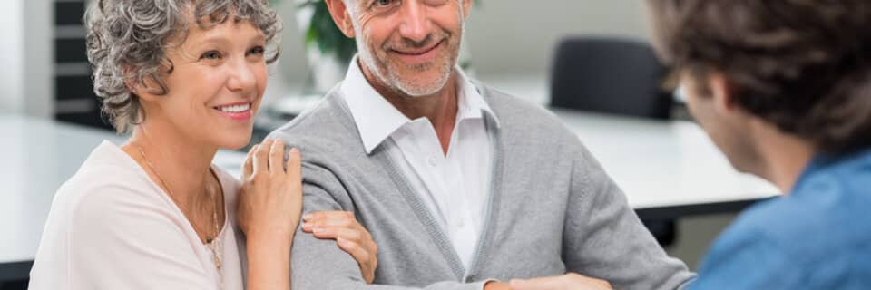 Pourquoi recourir à un courtier en mutuelle senior ?