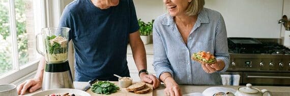 Petit-déjeuner après 60 ans : le menu pour éviter le creux de 11h Petit-déjeuner après 60 ans : le menu pour éviter le creux de 11h