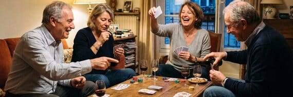 Belote, tarot, rami : organisez la soirée cartes parfaite