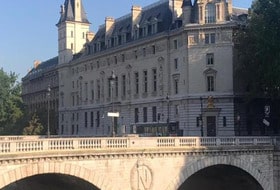 Tribunal de commerce Visite INSOLITE !