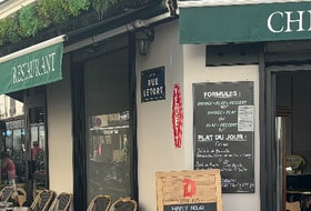 Déjeuner 🍽️ convivial & amical au Restaurant Cheers & Co