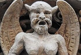 Le mystérieux Baphomet des Templiers?dans l'église st Merry!
