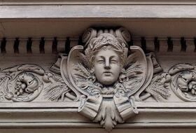 Autour du Palais Royal, promenade commentée