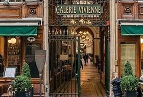 Du Palais Royal aux Verrières des Passages Couverts