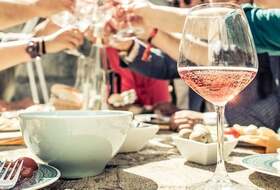 Repas Dansant . Restaurant "Station Nord-Est"